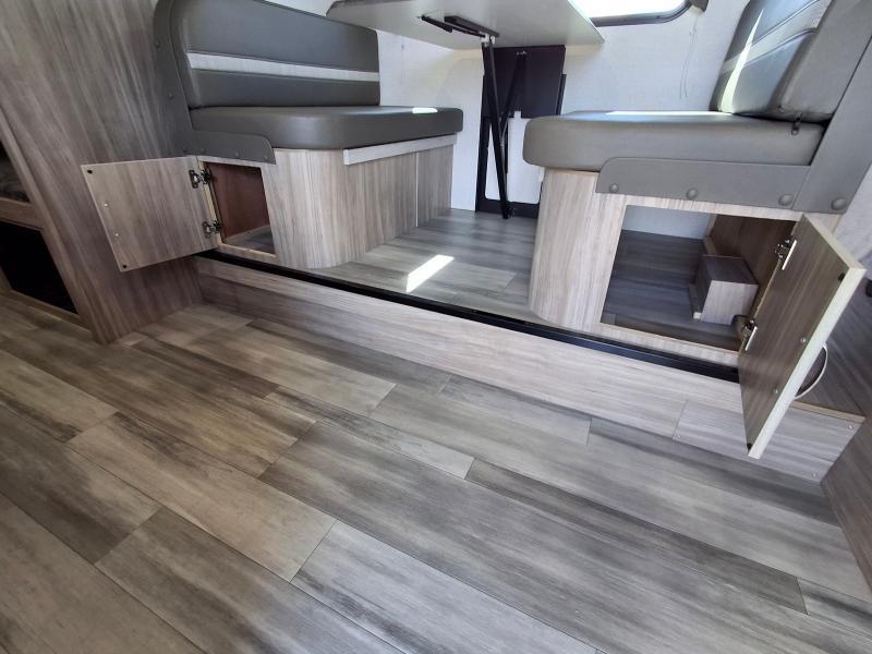 Winnebago Micro Minnie  2022