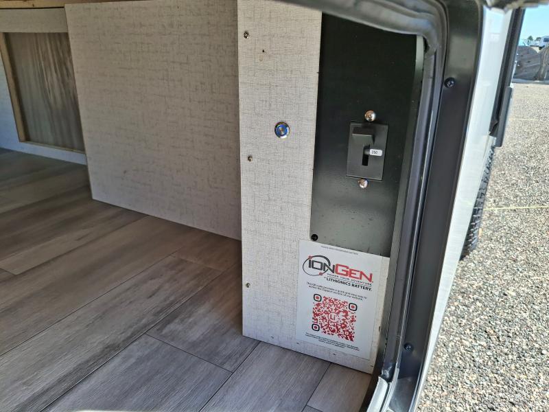 Winnebago Micro Minnie  2022