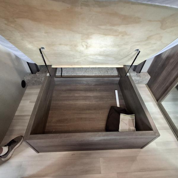 Grand Design Solitude  2021