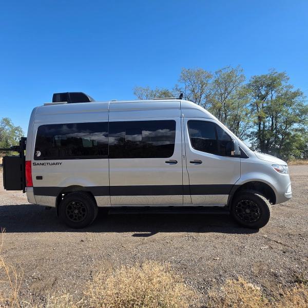 Thor Motor Coach Tranquility 19P  2022
