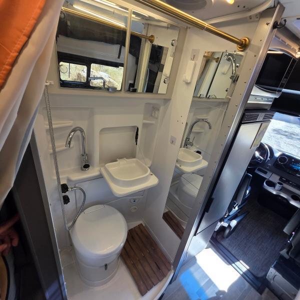 Thor Motor Coach Tranquility 19P  2022