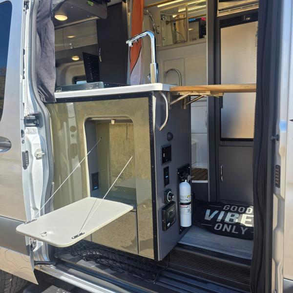 Thor Motor Coach Tranquility 19P  2022