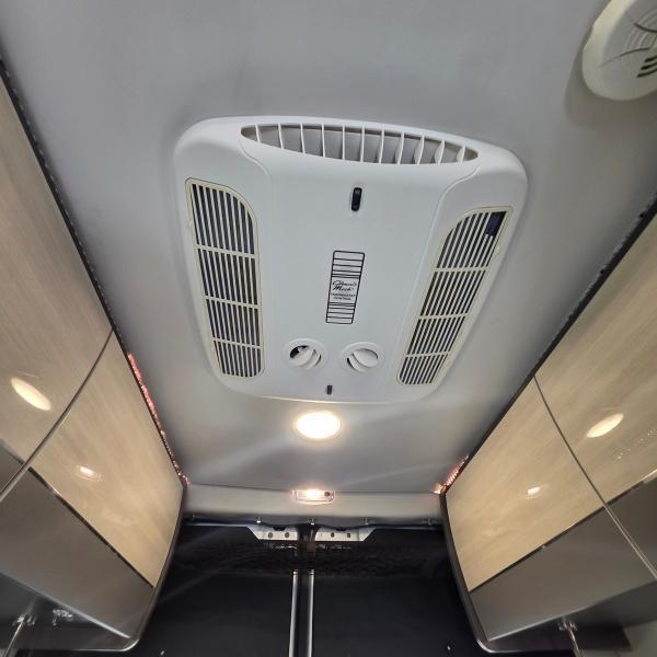 Thor Motor Coach Tranquility 19P  2022