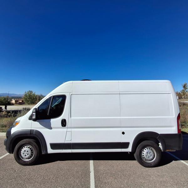 Dodge Ram Van  2025