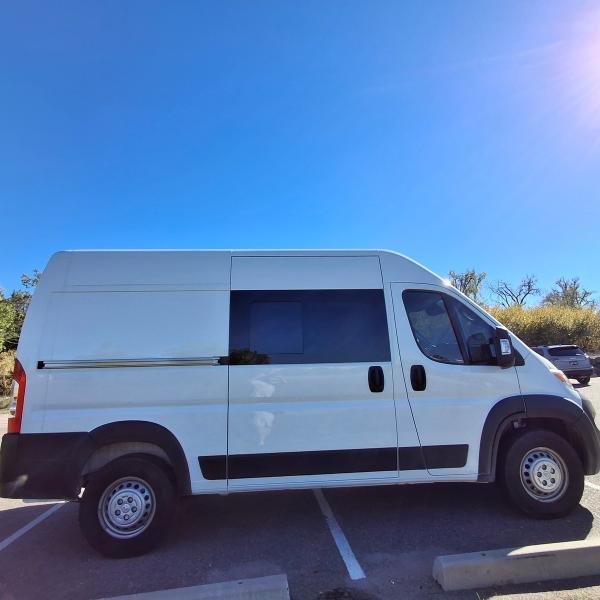 Dodge Ram Van  2025