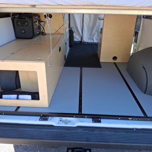 Dodge Ram Van  2025