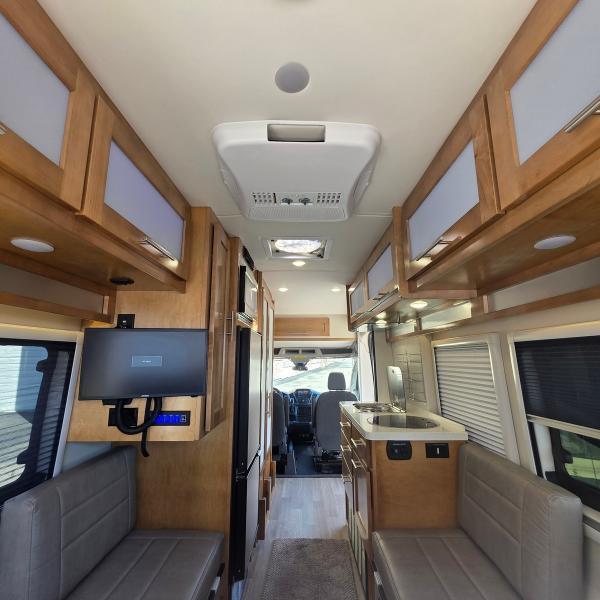 Coachmen Beyond  2019