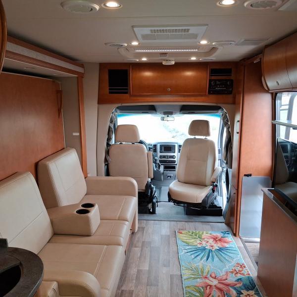 Leisure Travel U24MB  2015