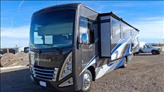 2022 Thor Motor Coach Miramar 