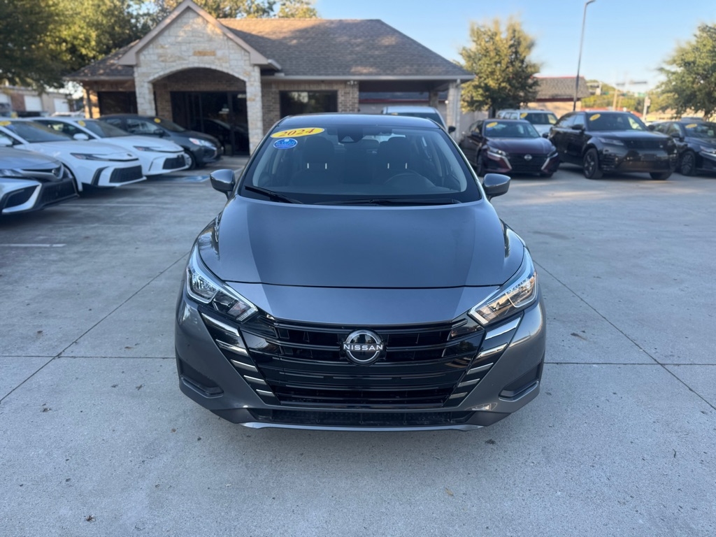 Nissan Versa SV 2024