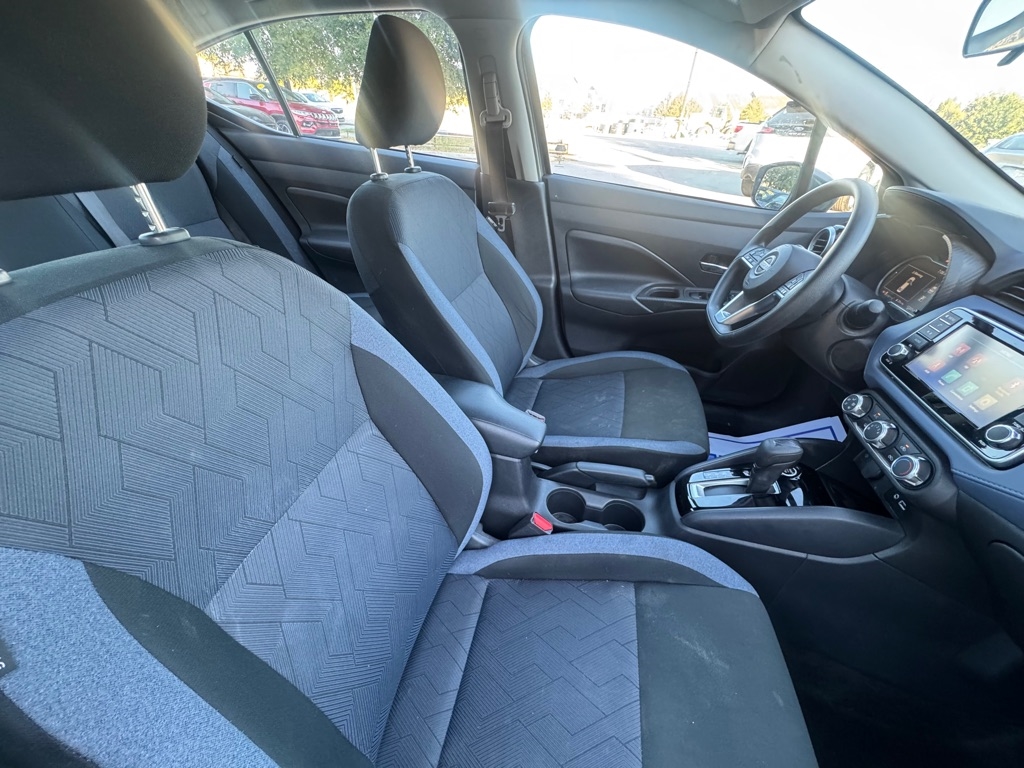 Nissan Versa SV 2024