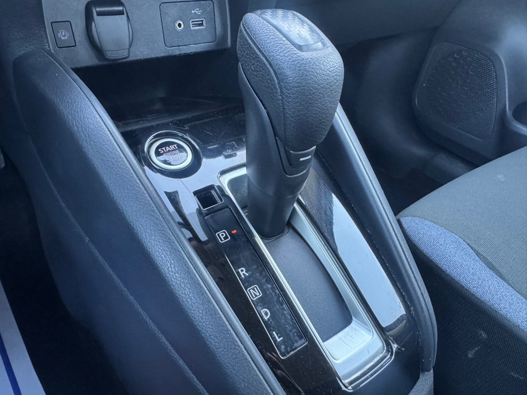 Nissan Versa SV 2024