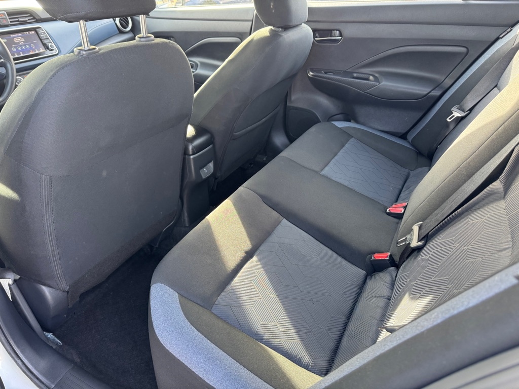 Nissan Versa SV 2025