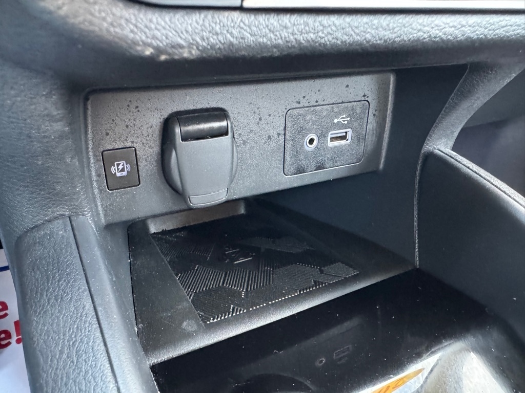 Nissan Versa SV 2025