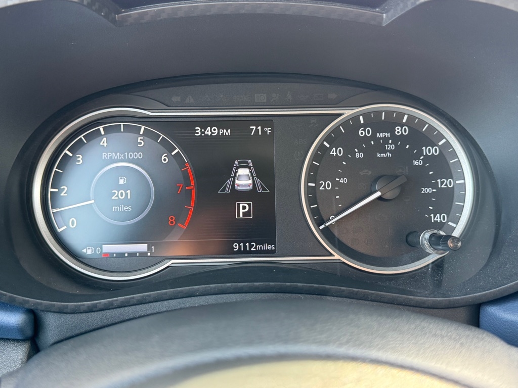 Nissan Versa SV 2025