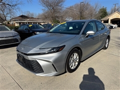 2025 Toyota Camry Hybrid 