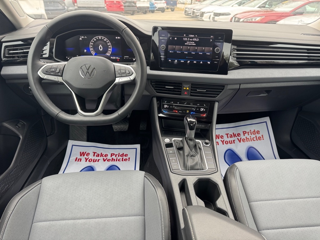 Volkswagen Jetta SE 2025