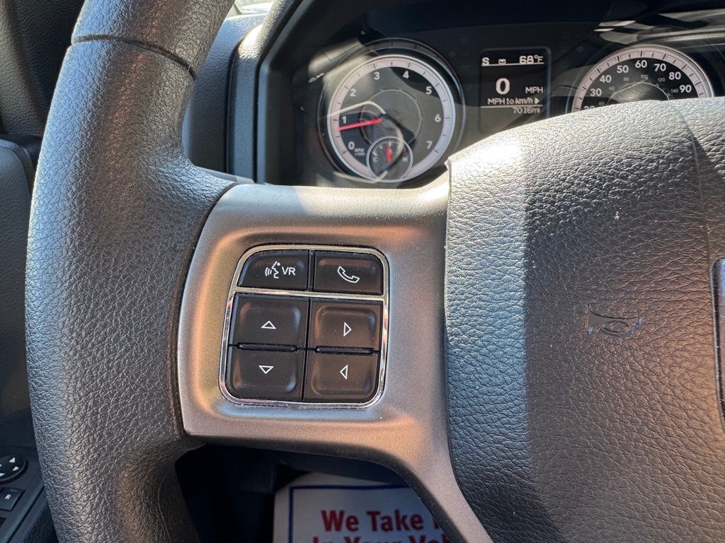 RAM 1500 Classic Tradesman Quad Cab 2WD 2023 RAM 1500 Classic Tradesman Quad Cab 2WD 2023