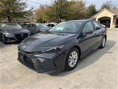 2025 Toyota Camry Hybrid 