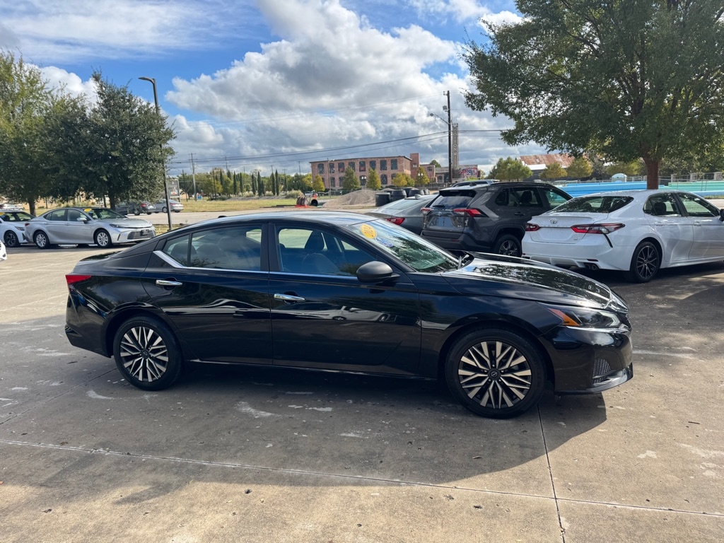 Nissan Altima 2.5 SV 2024 Nissan Altima 2.5 SV 2024