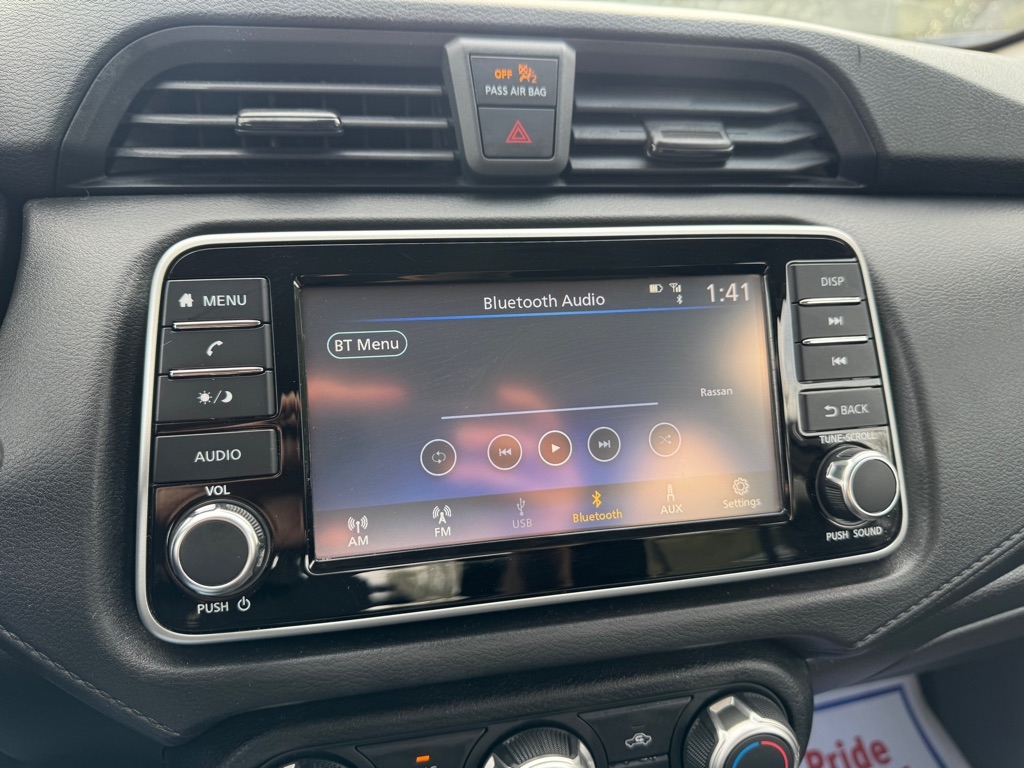 Nissan Versa S CVT 2023 Nissan Versa S CVT 2023