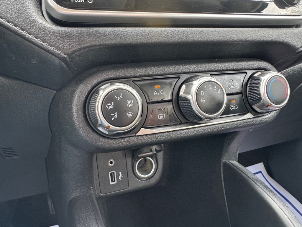 Nissan Versa S CVT 2023 Nissan Versa S CVT 2023