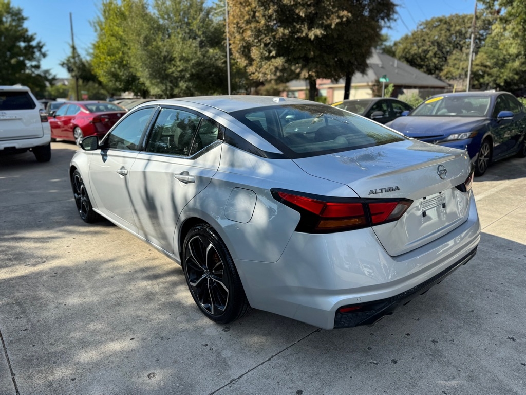 Nissan Altima 2.5 SR 2023