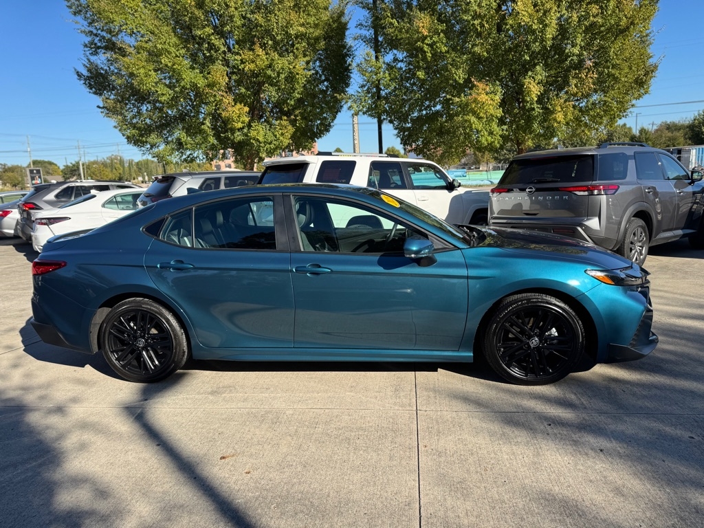 Toyota Camry Hybrid XLE 2025 Toyota Camry Hybrid XLE 2025