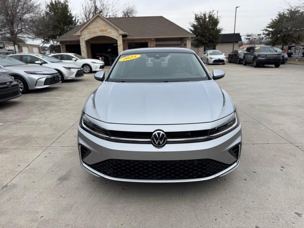 Volkswagen Jetta SE 2025