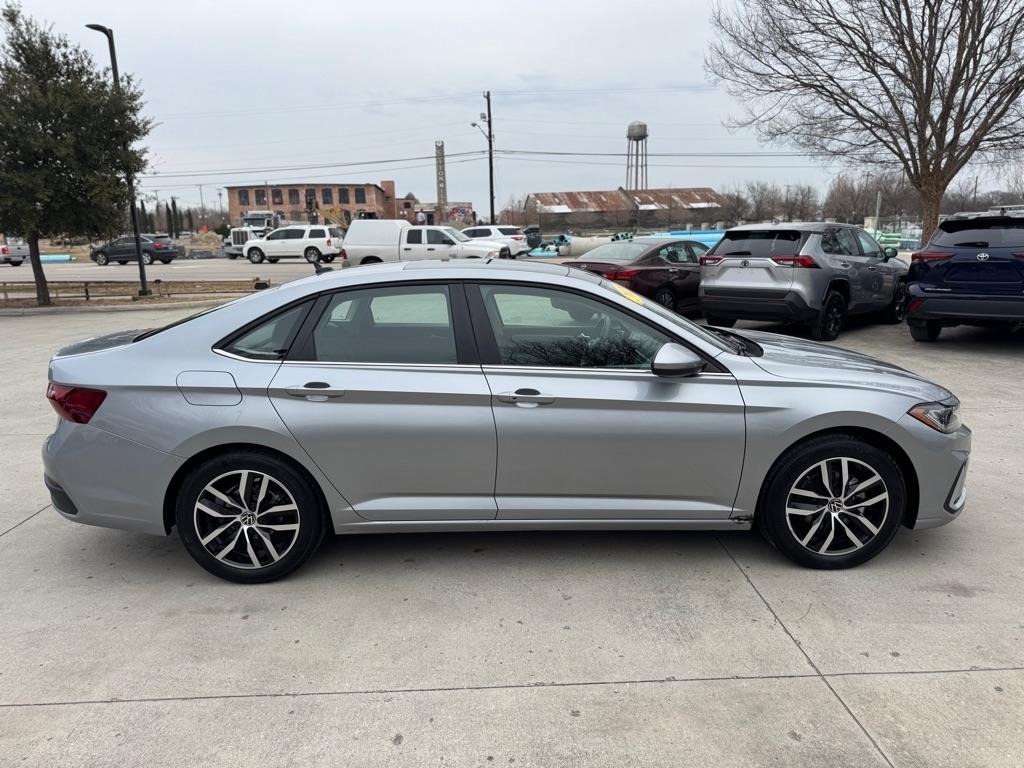 Volkswagen Jetta SE 2025