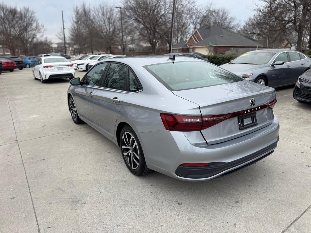 Volkswagen Jetta SE 2025