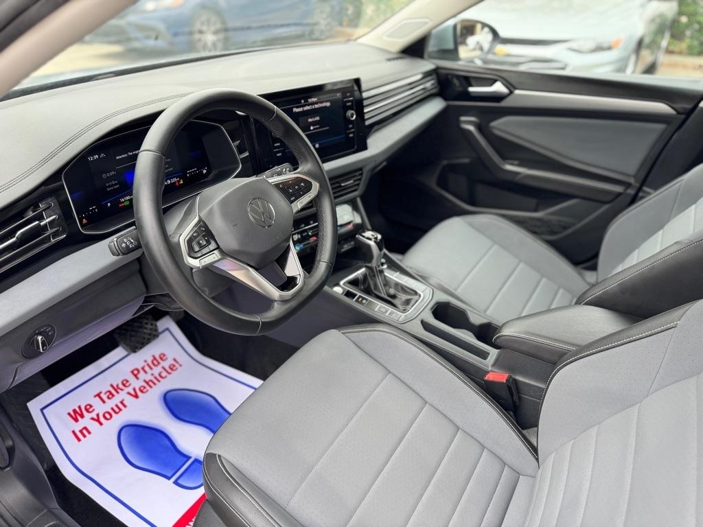 Volkswagen Jetta SE 2025