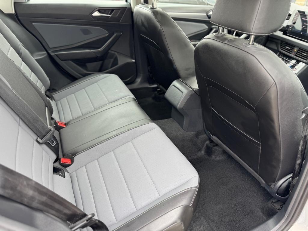 Volkswagen Jetta SE 2025