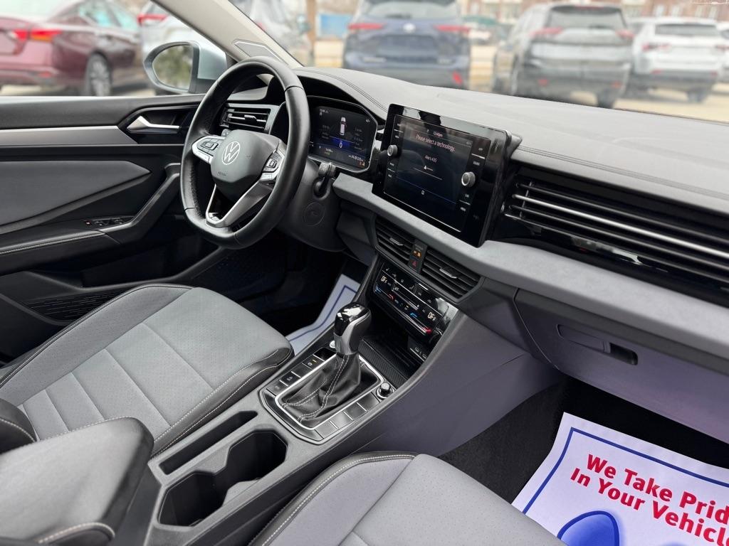 Volkswagen Jetta SE 2025