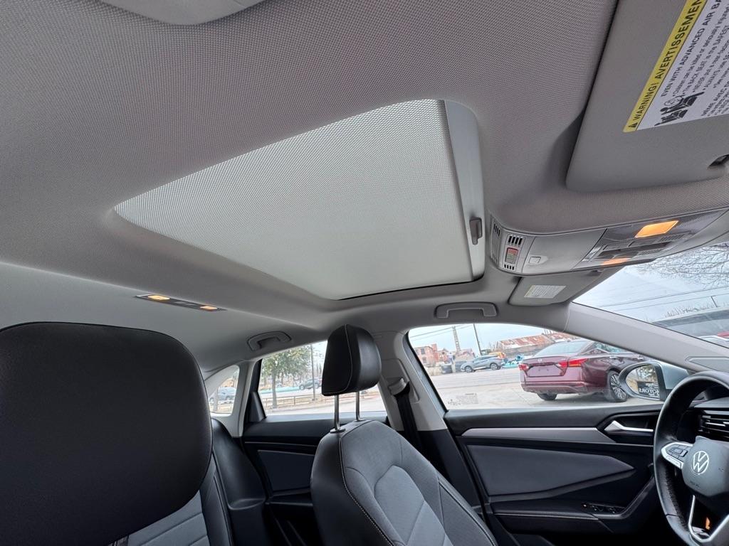 Volkswagen Jetta SE 2025