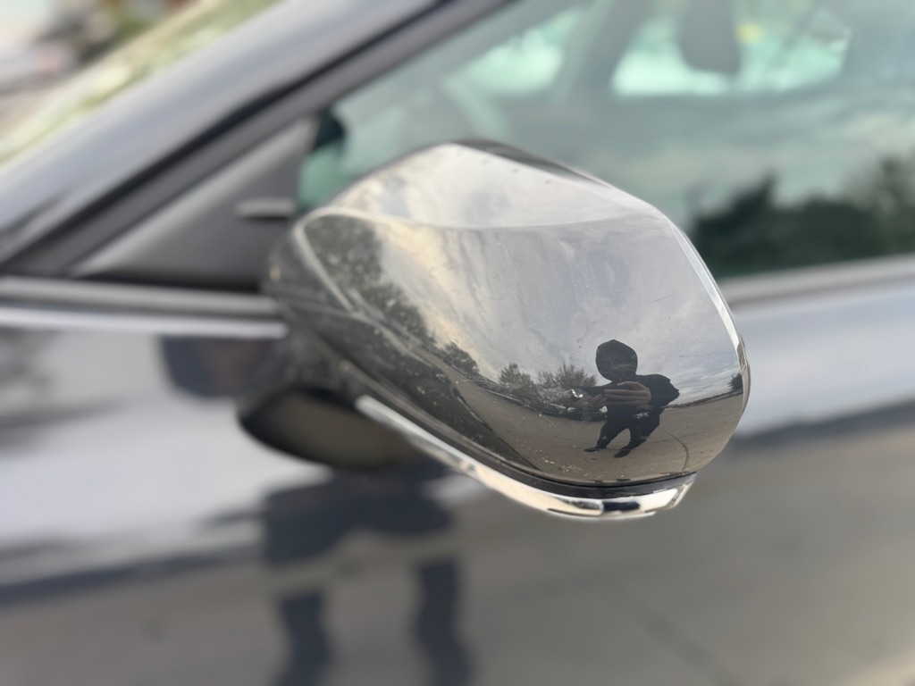 Toyota Camry Hybrid XLE 2025