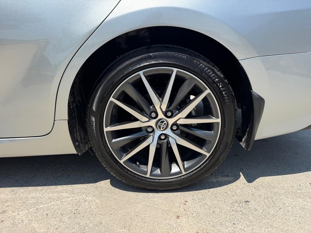 Toyota Camry XLE 2024