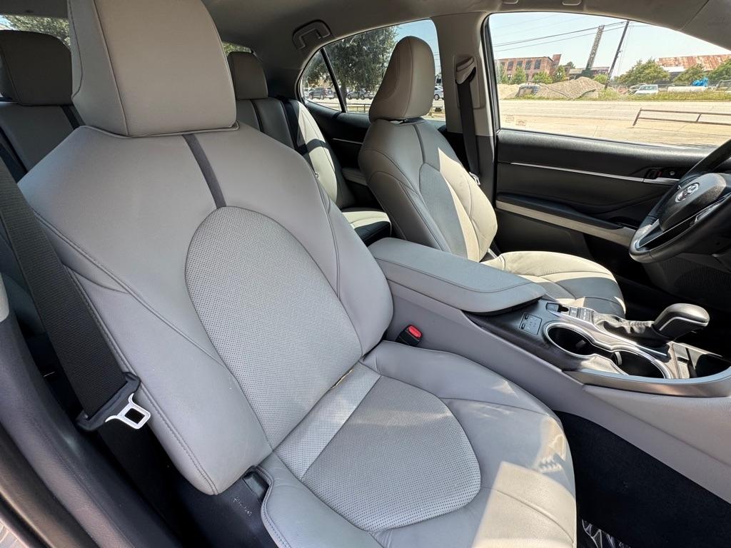 Toyota Camry XLE 2024