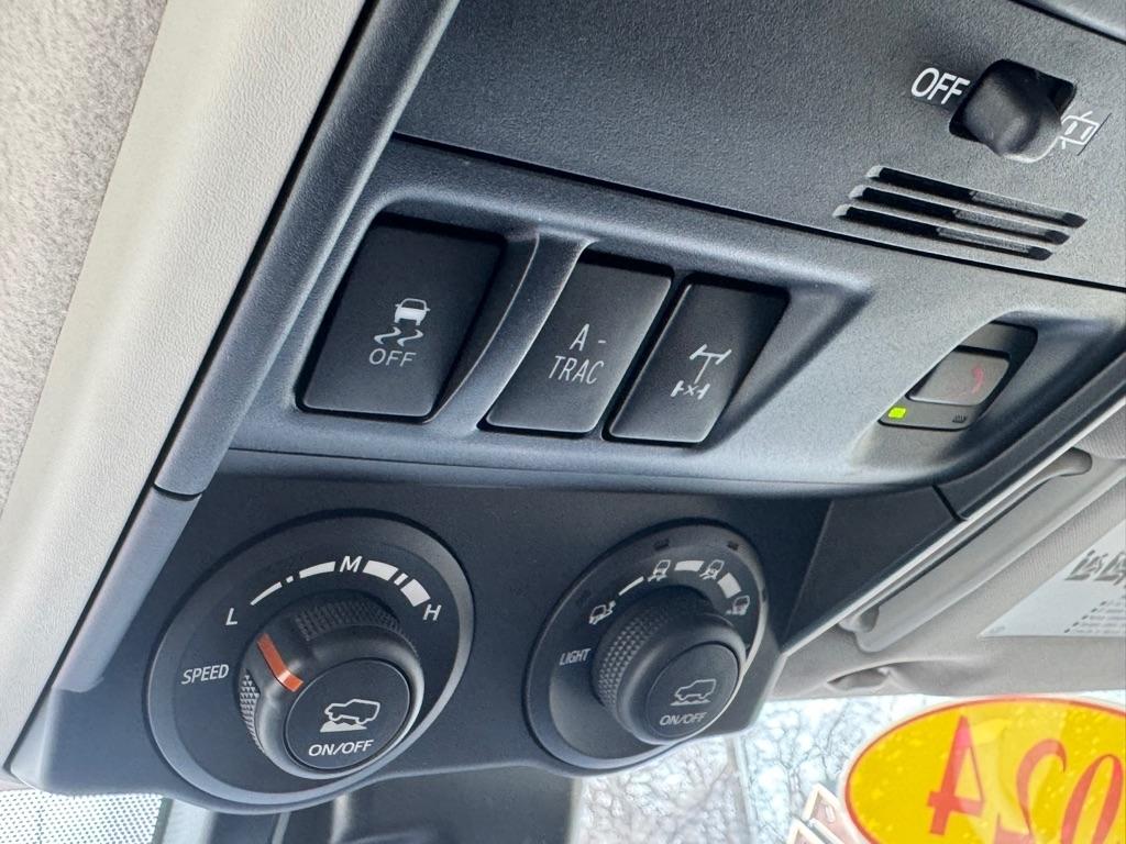 Toyota 4Runner TRD Off-road 4WD 2024