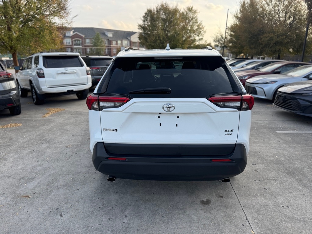 Toyota RAV4 XLE AWD 2024