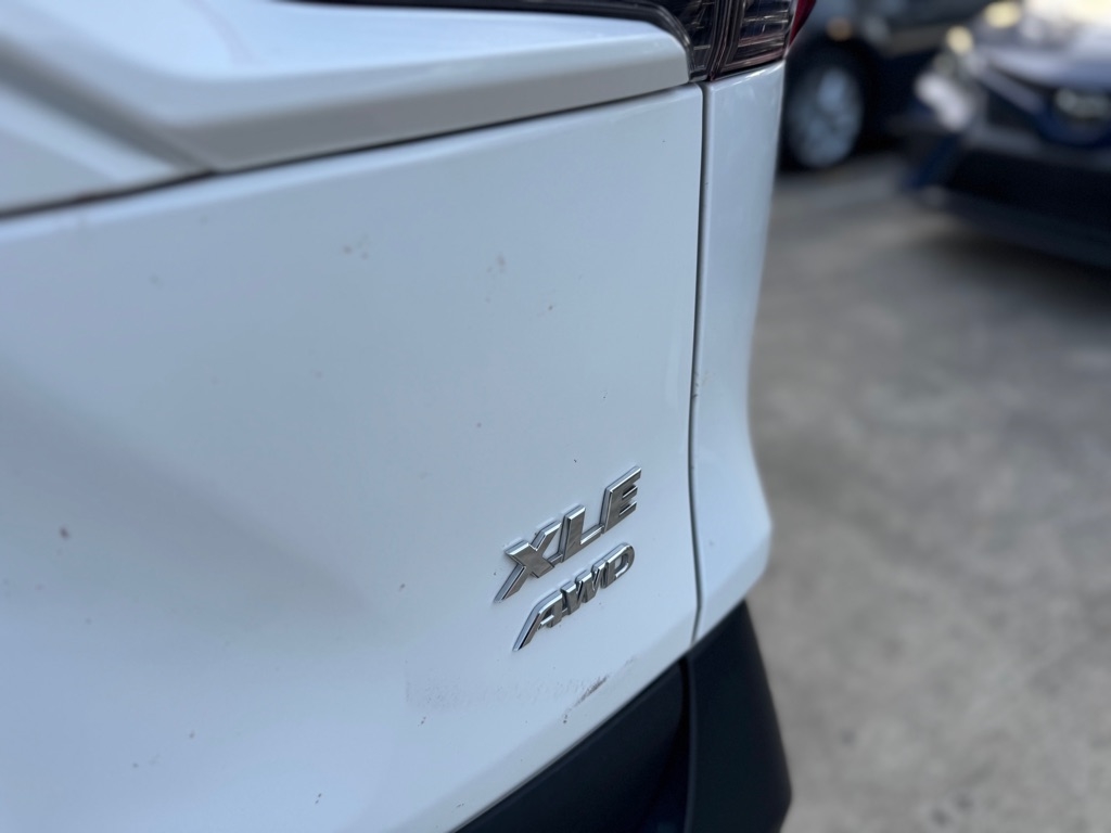 Toyota RAV4 XLE AWD 2024