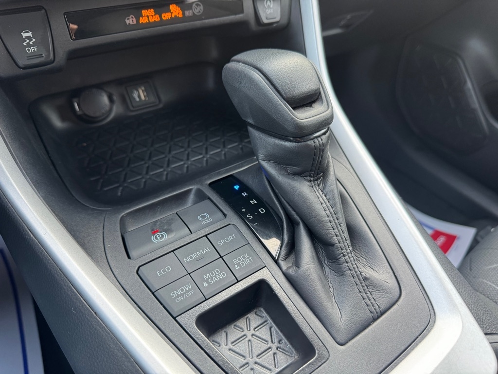 Toyota RAV4 XLE AWD 2024