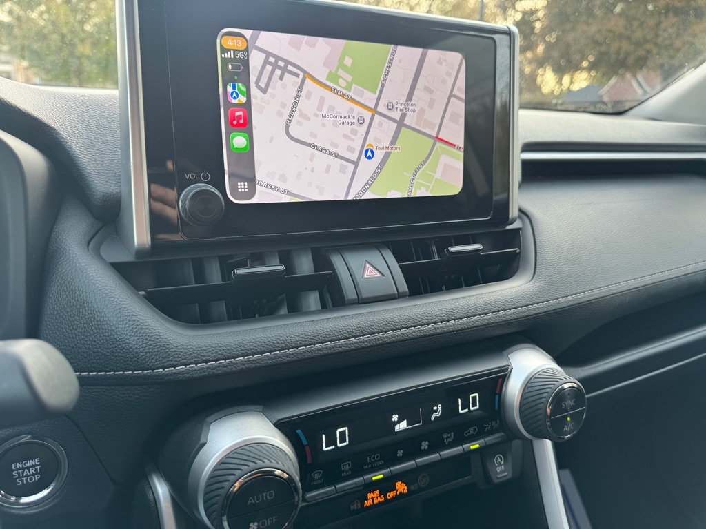 Toyota RAV4 XLE AWD 2024