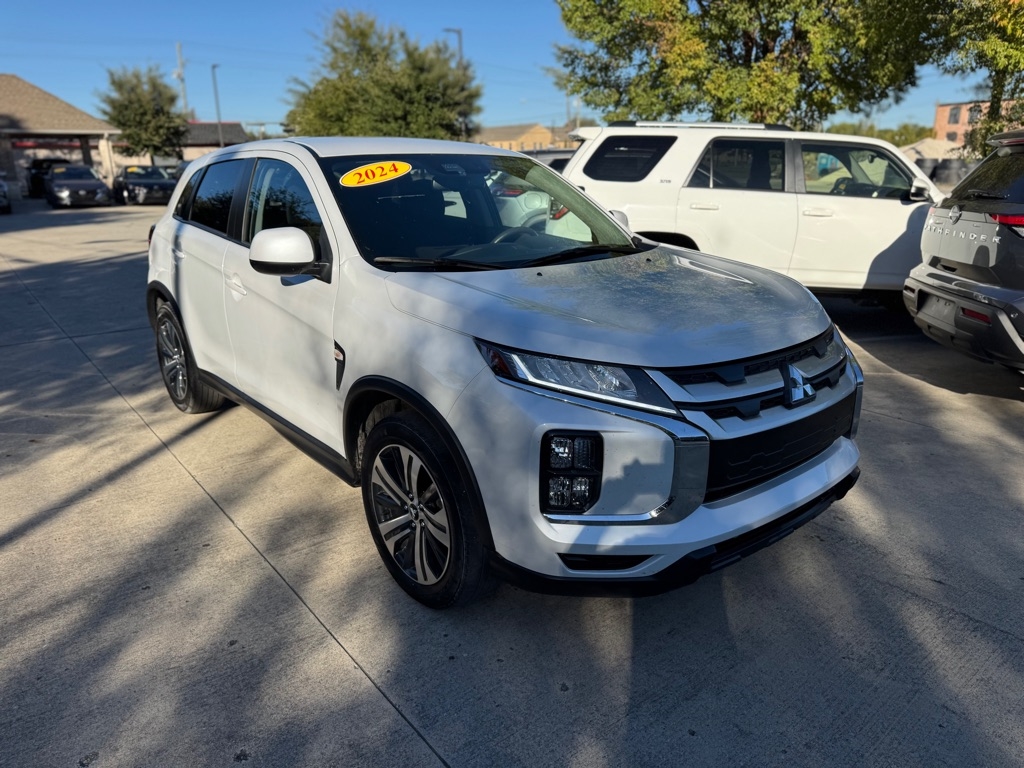 Mitsubishi Outlander Sport 2.0 ES 4WD 2024 Mitsubishi Outlander Sport 2.0 ES 4WD 2024