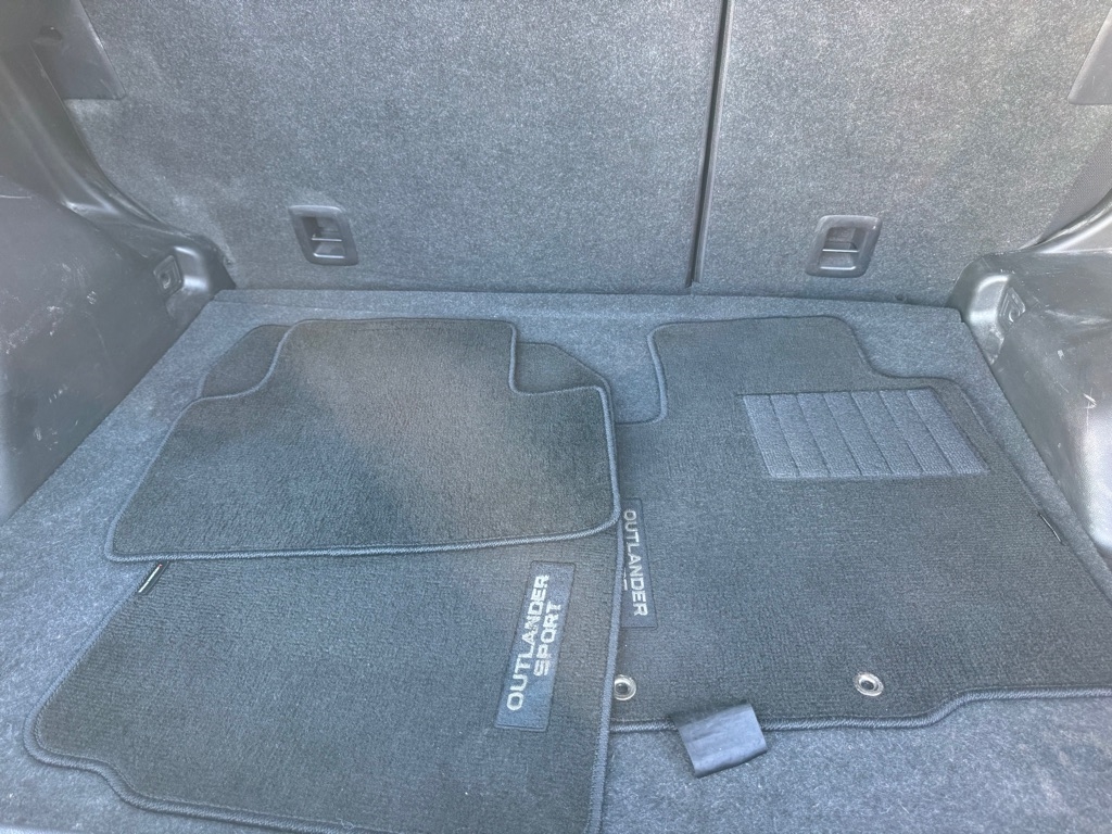 Mitsubishi Outlander Sport 2.0 ES 4WD 2024 Mitsubishi Outlander Sport 2.0 ES 4WD 2024