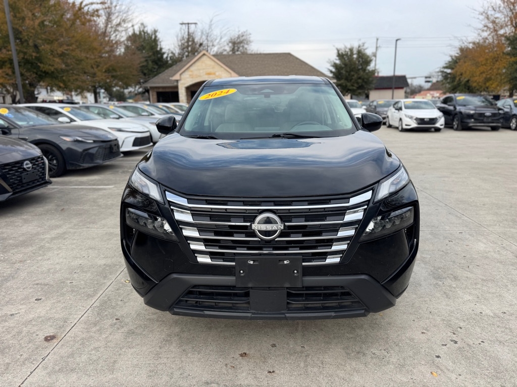 Nissan Rogue SV 2024