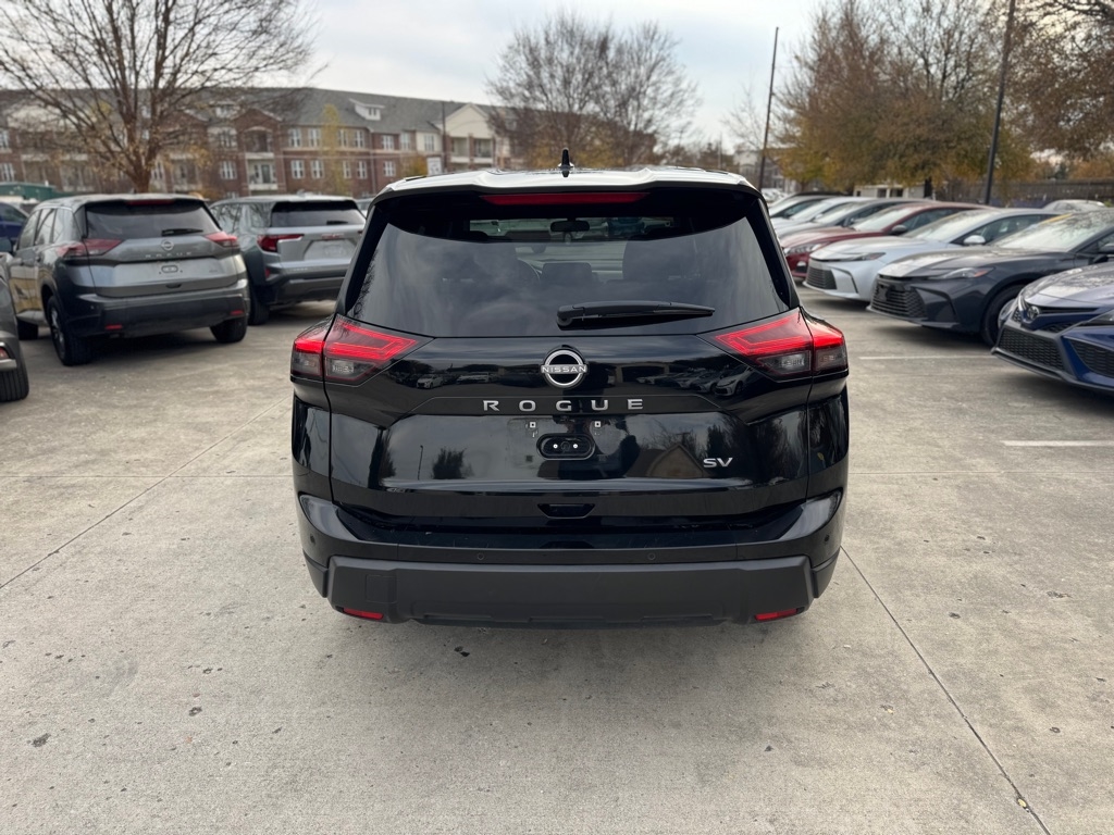 Nissan Rogue SV 2024
