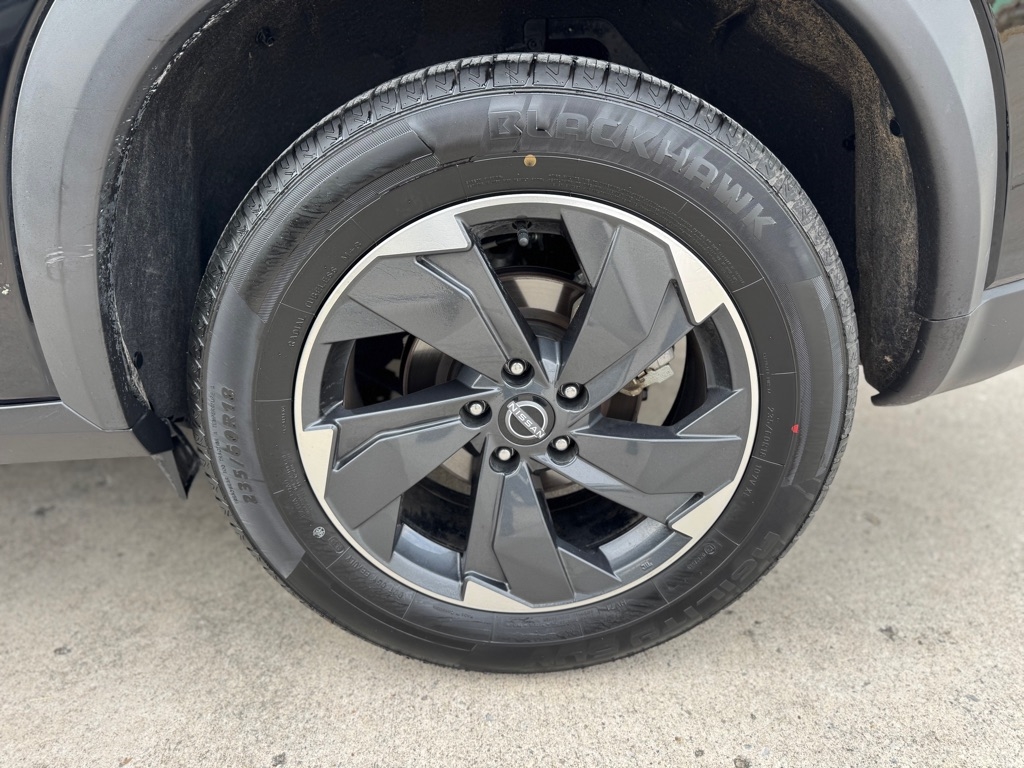 Nissan Rogue SV 2024