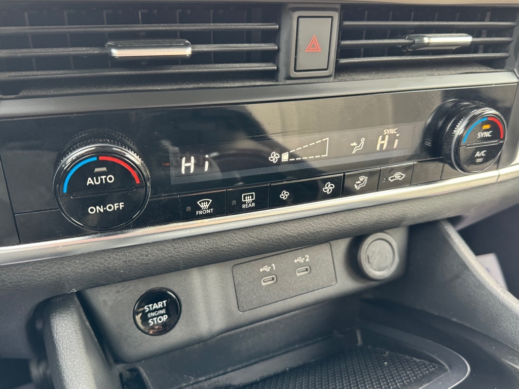 Nissan Rogue SV 2024