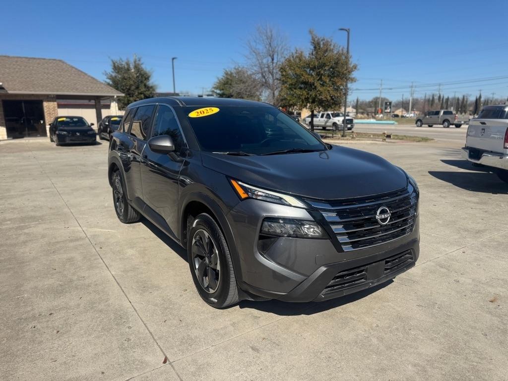 Nissan Rogue SV AWD 2025